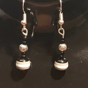Pair of fashion earrings, beads earrings